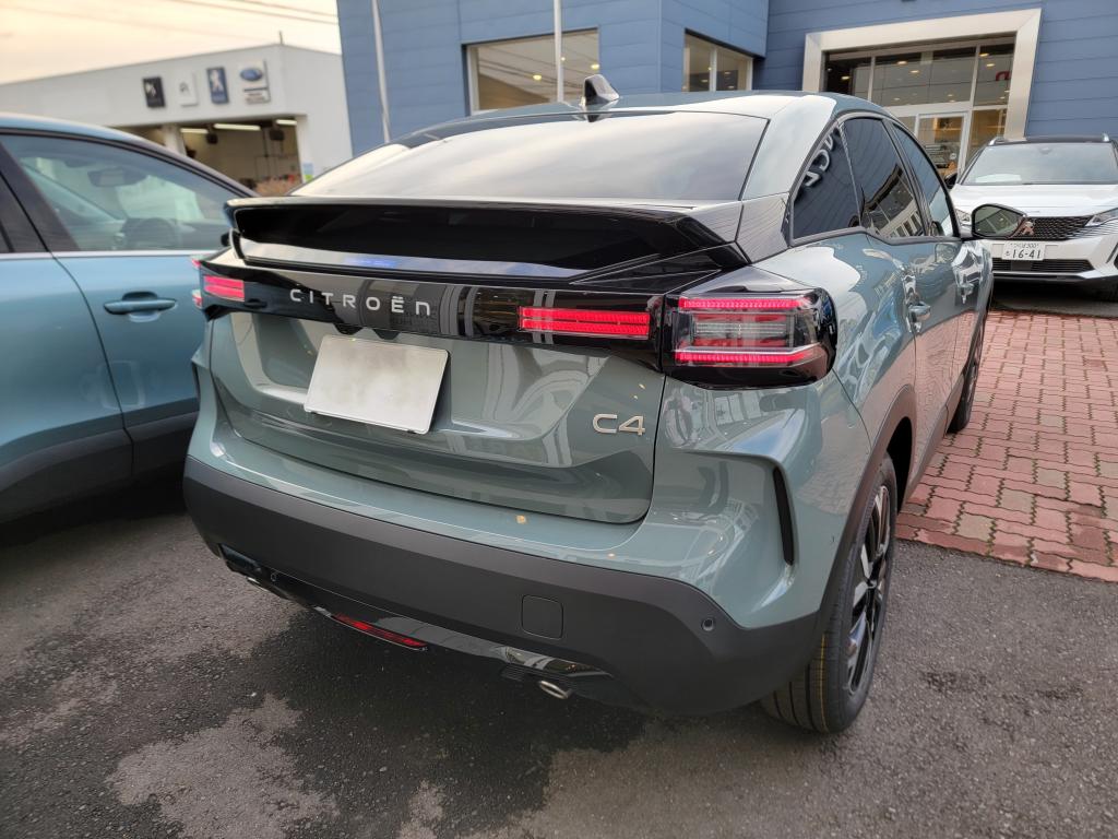 NEW CITROËN C4 HYBRID デビューフェア　4/5SAT>>6SUN