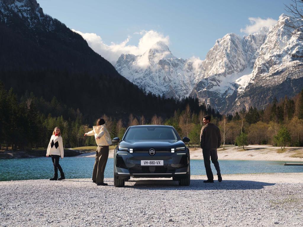 NEW CITROËN C5 AIRCROSS HYBRID 情報解禁間近