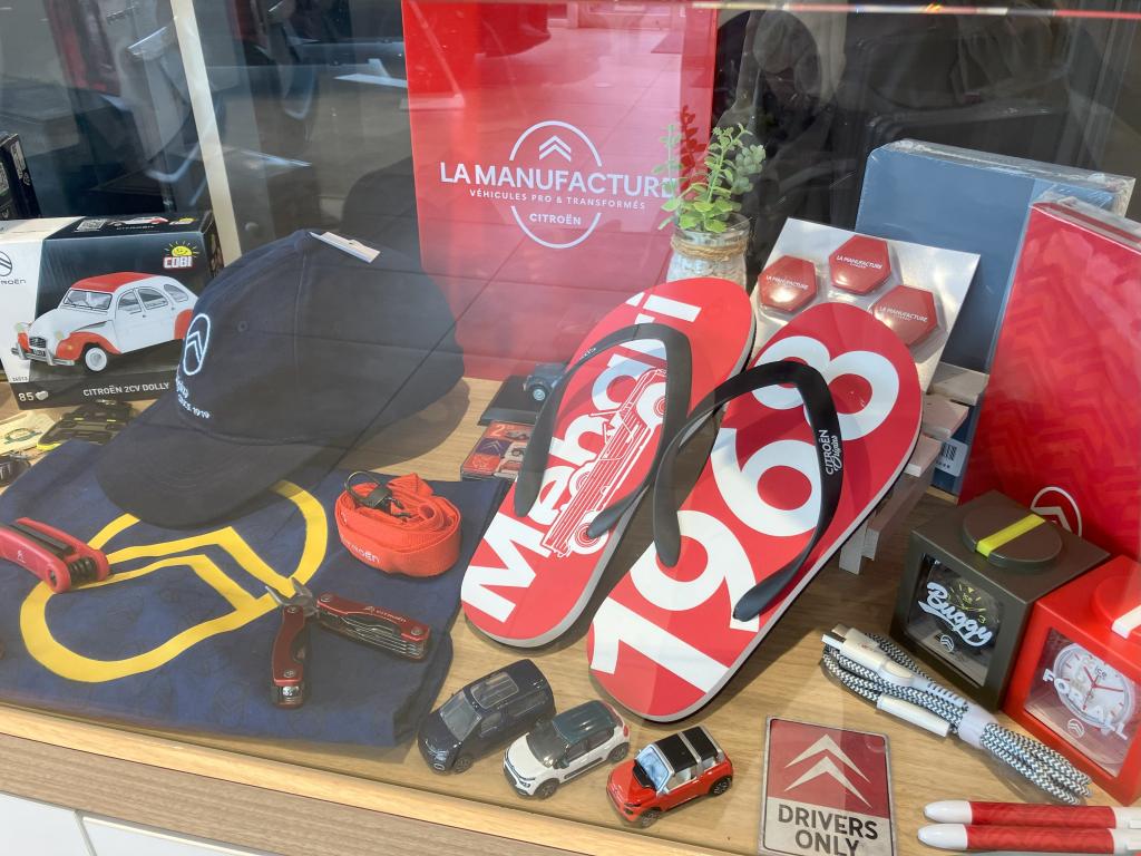 BOUTIQUE